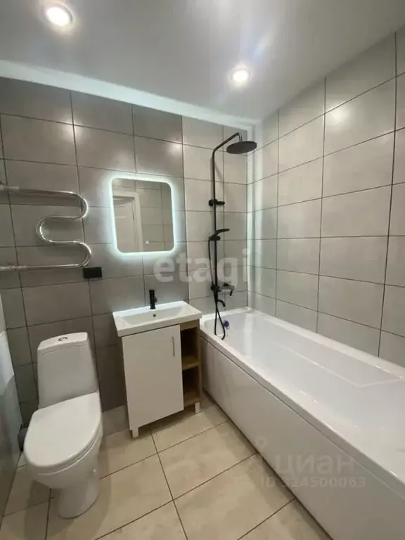 Студия Тюменская область, Тюмень ул. Новоселов, 109 (22.57 м) - Фото 1