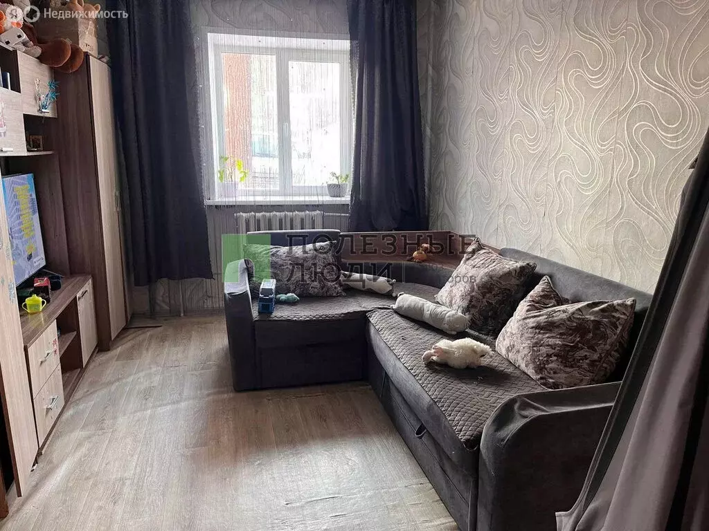 2-комнатная квартира: городской посёлок Берёзовка, улица Юности, 7 ... - Фото 1