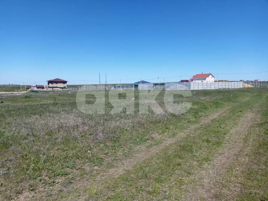 Участок в Крым, Симферопольский район, с. Мирное  (6.0 сот.) - Фото 0