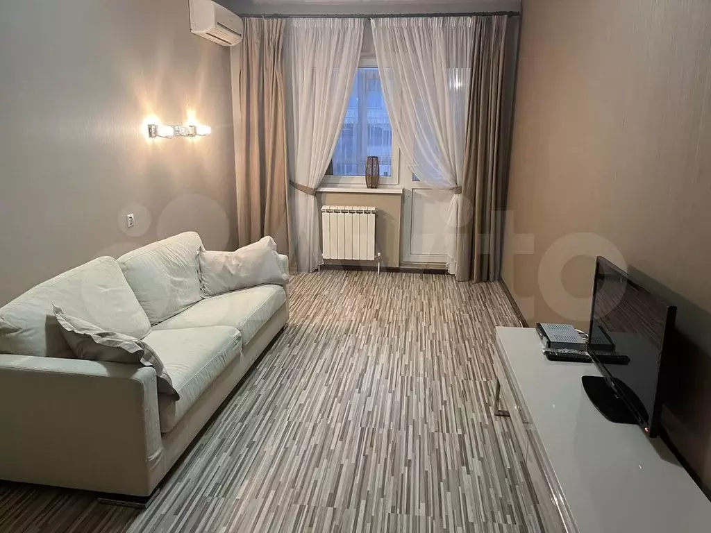 2-к. квартира, 90 м, 8/19 эт. - Фото 1