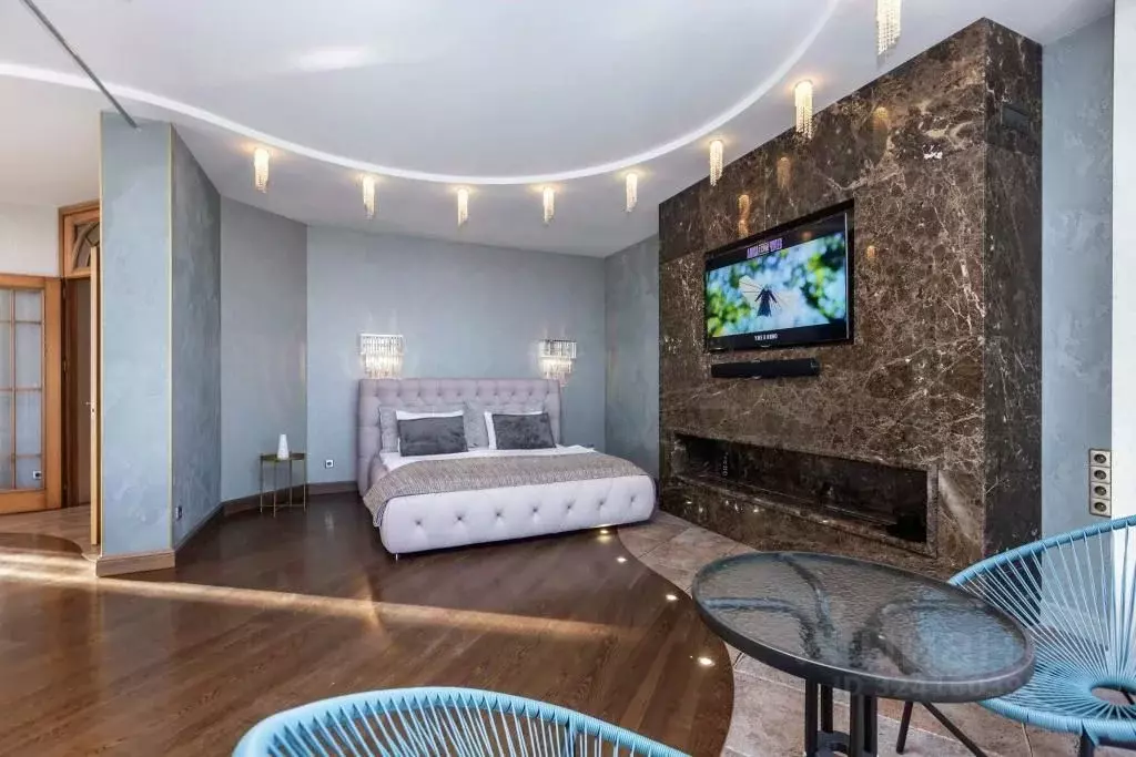 1-к кв. Тюменская область, Тюмень ул. Малыгина, 90 (120.0 м) - Фото 1