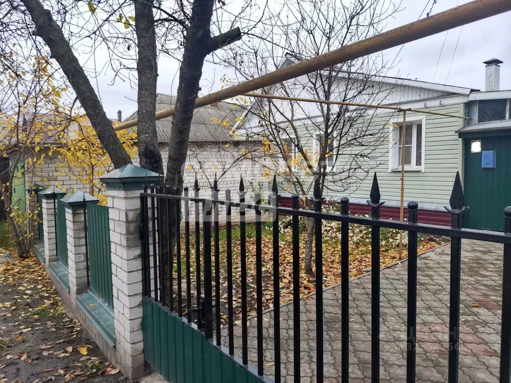 Дом в Курская область, Курский район, Новопоселеновский сельсовет, д. ... - Фото 1