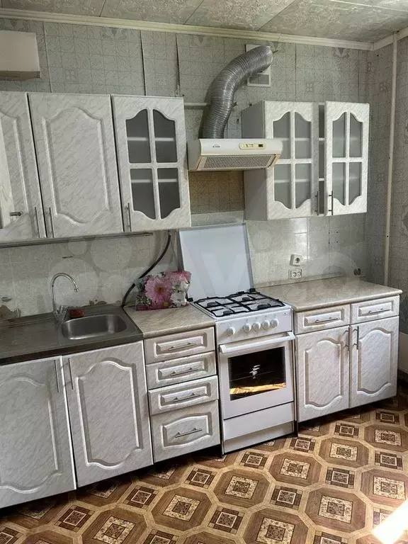 1-к. квартира, 35 м, 1/10 эт. - Фото 1