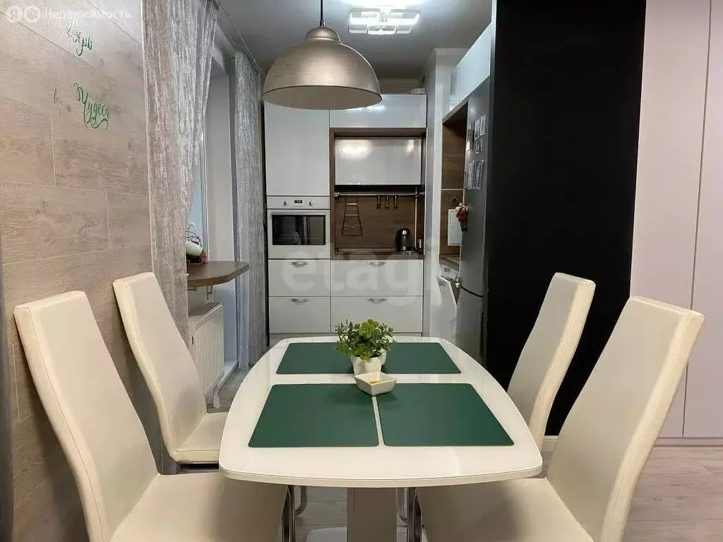 2-комнатная квартира: Набережные Челны, проспект Сююмбике, 40блок7 (57 ... - Фото 1