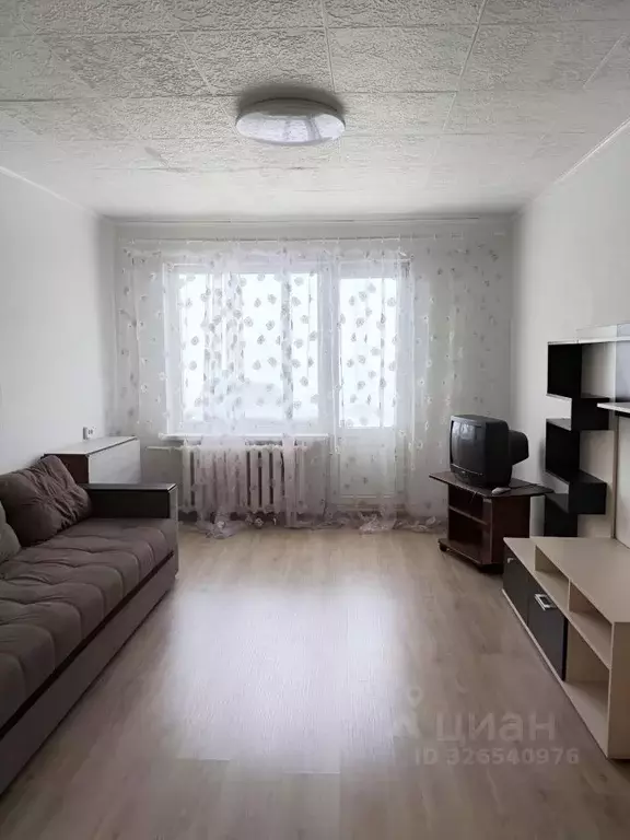 3-к кв. Удмуртия, Ижевск ул. А.Н. Сабурова, 13 (68.0 м) - Фото 1