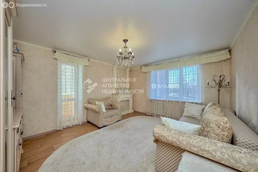 3-комнатная квартира: Рязань, микрорайон Октябрьский городок, 49 (82.4 ... - Фото 0