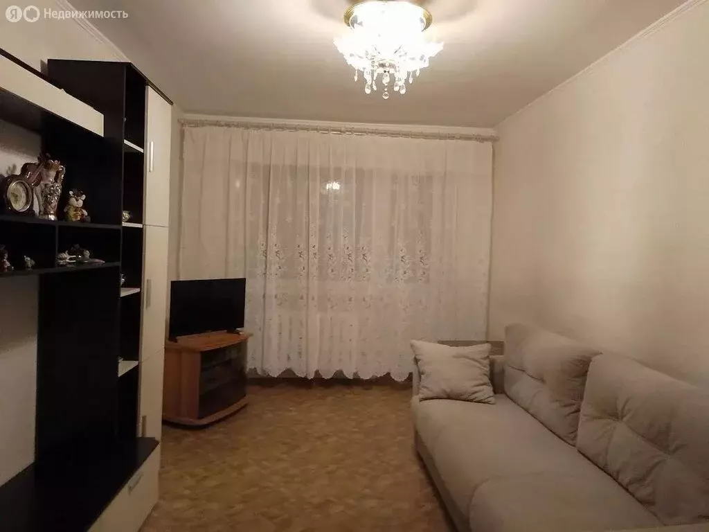 2-комнатная квартира: Тюмень, улица 50 лет Октября, 37А (43.6 м) - Фото 1