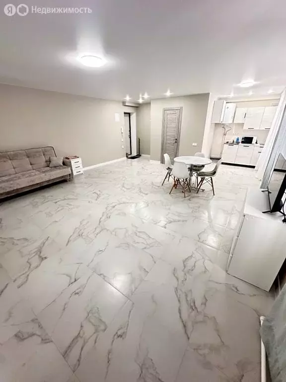 Квартира-студия: Зеленодольск, улица Энгельса, 36 (43 м) - Фото 2