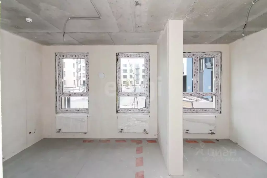 1-к кв. Тюменская область, Тюмень ул. Александра Звягина, 10 (29.76 м) - Фото 1