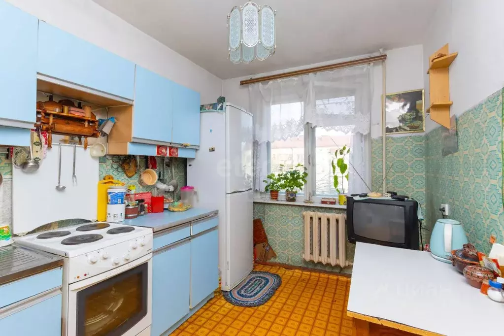 3-к кв. Тюменская область, Тюмень Камчатская ул., 2 (65.5 м) - Фото 0