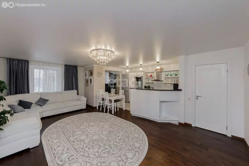 2-комнатная квартира: Тюмень, улица Михаила Сперанского, 39к1 (81.6 м) - Фото 1