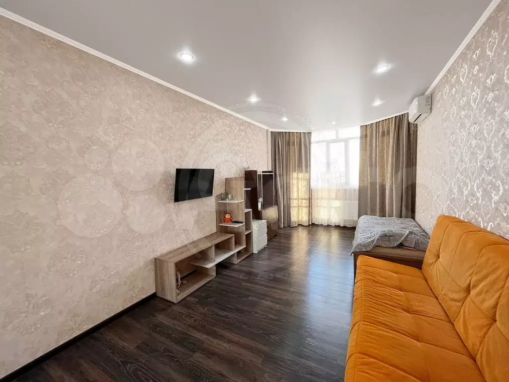 1-к. квартира, 40 м, 13/17 эт. - Фото 0