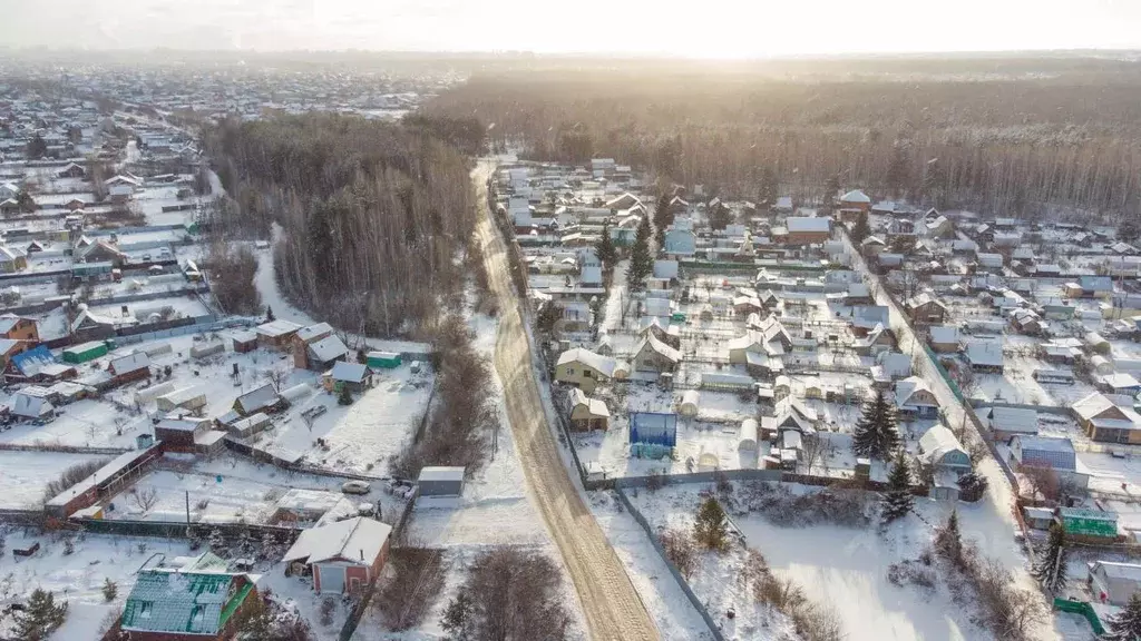 Участок в Тюменская область, Тюмень ул. Александра Хрущева (6.3 сот.) - Фото 1