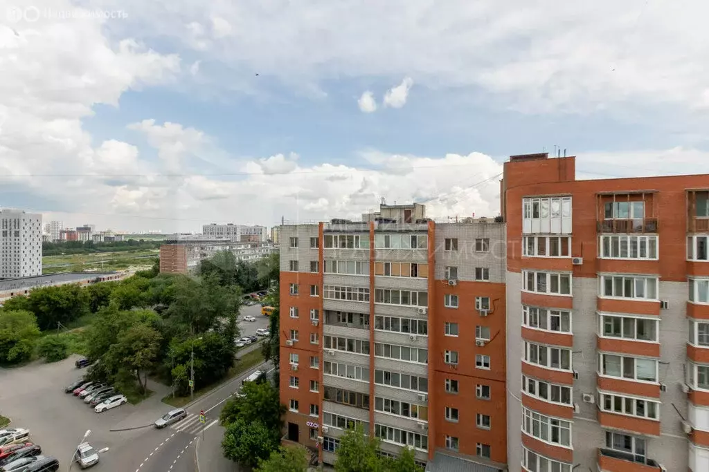2-комнатная квартира: Тюмень, улица Максима Горького, 10 (73.9 м) - Фото 0