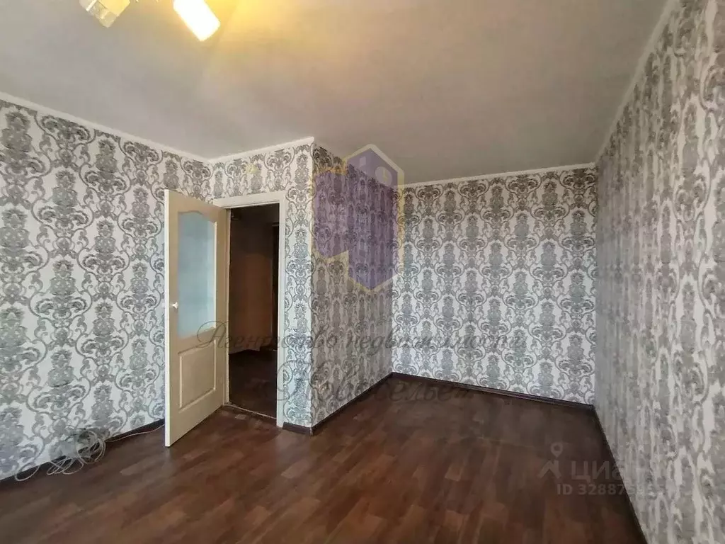 1-к кв. Белгородская область, Старый Оскол Космос мкр, 9 (43.0 м) - Фото 2