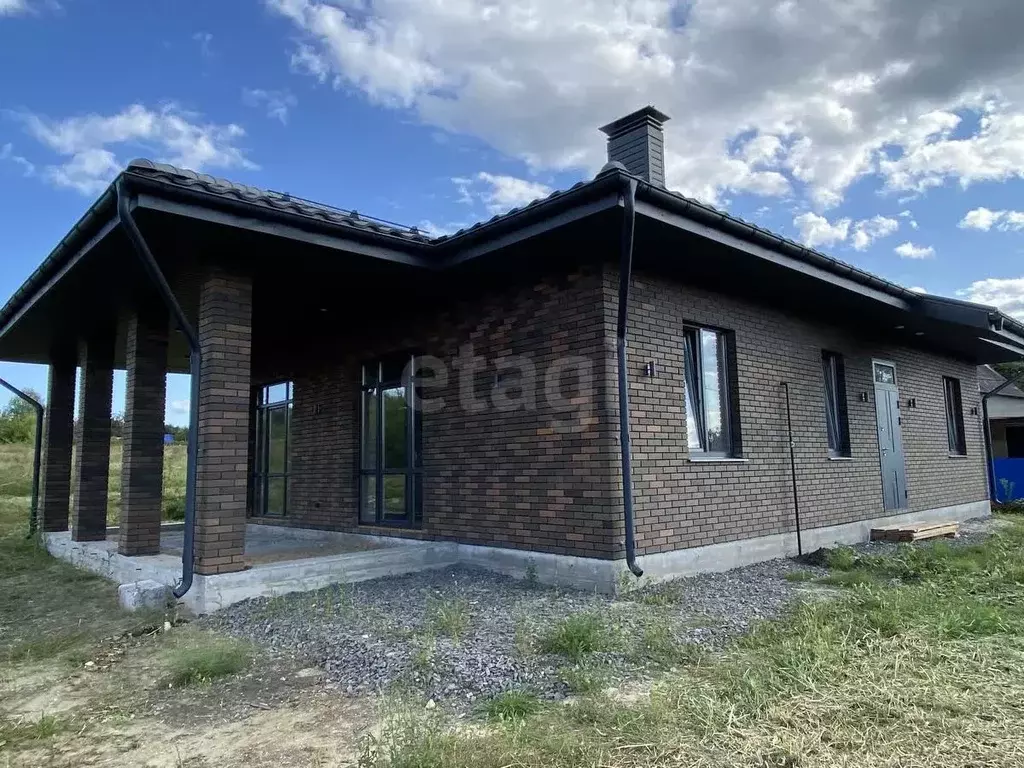 Дом в Воронежская область, Семилукский район, с. Девица Первомайская ... - Фото 1