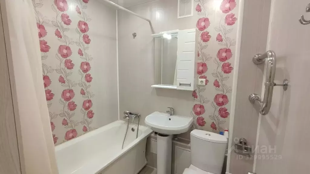 1-к кв. Татарстан, Зеленодольск ул. Комарова, 24 (36.0 м) - Фото 2