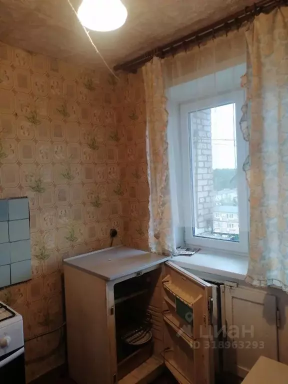 1-к кв. Тульская область, Алексин ул. 50 лет Октября, 15/5 (35.0 м) - Фото 1