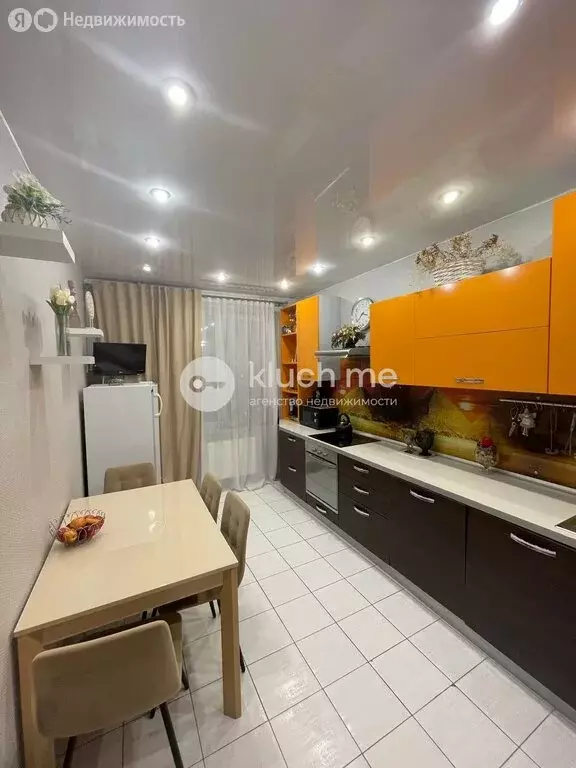 3-комнатная квартира: Казань, Чистопольская улица, 82 (80 м) - Фото 2