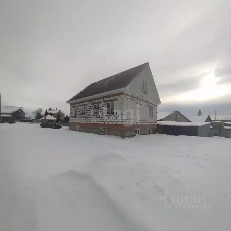 Дом в Челябинская область, с. Аргаяш ул. Озерная (261 м) - Фото 1