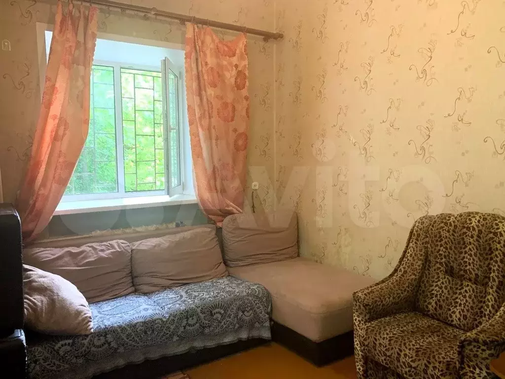 Комната 14 м в 5-к., 1/2 эт. - Фото 0