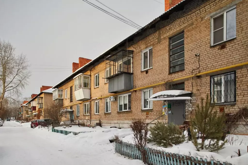 2-к кв. Челябинская область, Копейск Крымский пер., 6 (40.0 м) - Фото 1