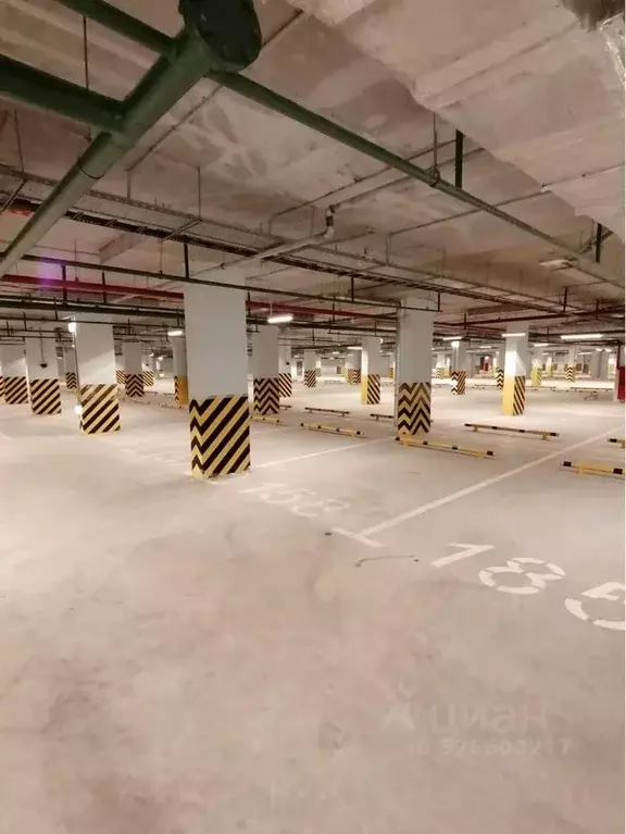 Гараж в Московская область, Ленинский городской округ, пос. Битца ... - Фото 1