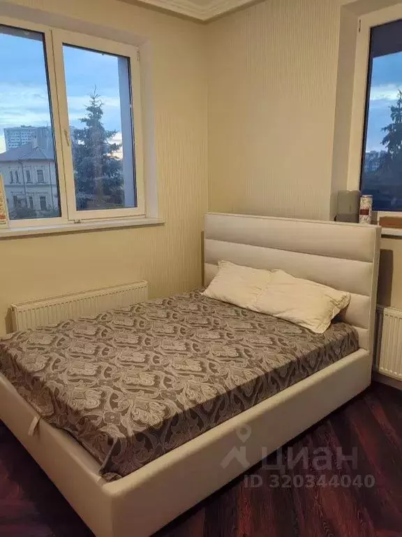 3-к кв. Татарстан, Казань Комсомольская ул., 2 (76.0 м) - Фото 0