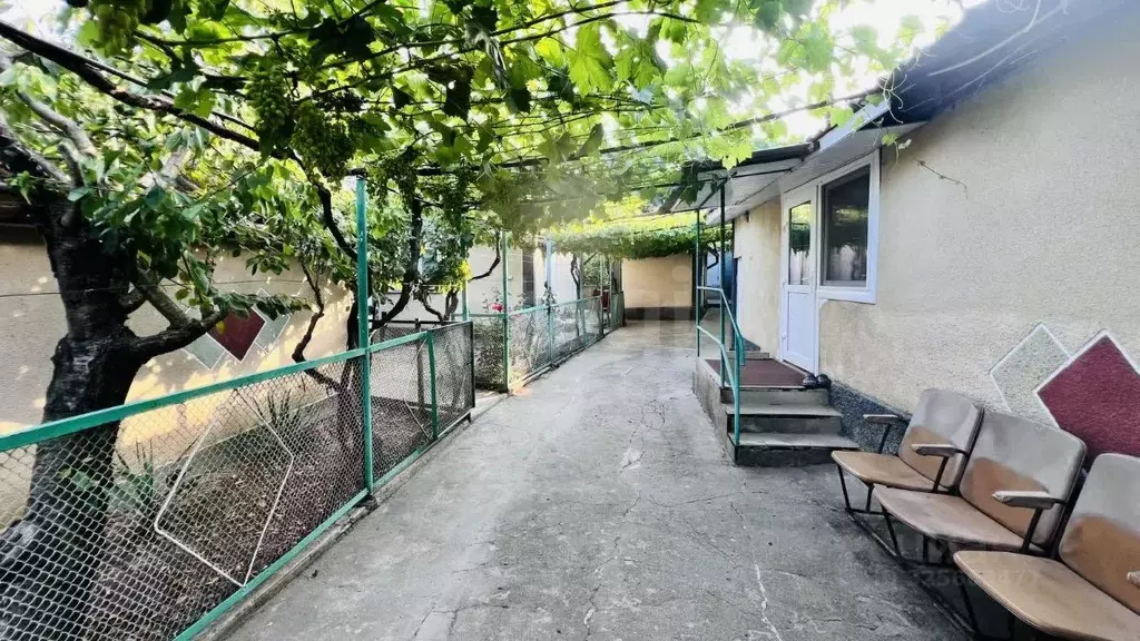 Дом в Крым, Судак муниципальный округ, с. Веселое ул. Заводская (103 ... - Фото 1