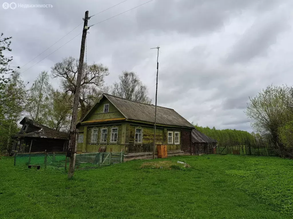 Дом в Тверская область, Старицкий муниципальный округ, деревня Мошино, ... - Фото 0