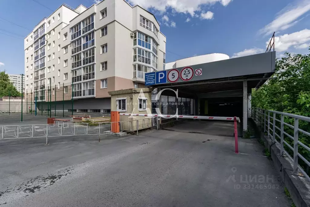 Гараж в Свердловская область, Екатеринбург ул. Рощинская, 37А (13 м) - Фото 2