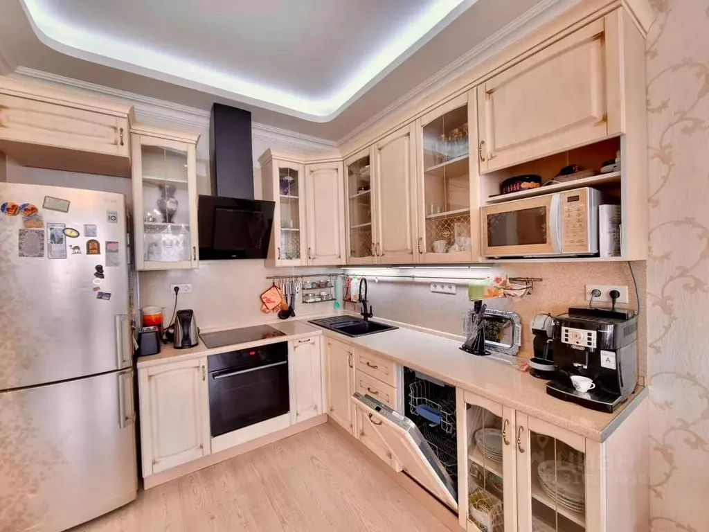 2-к кв. Московская область, Химки ул. Дружбы, 1б (80.0 м) - Фото 0