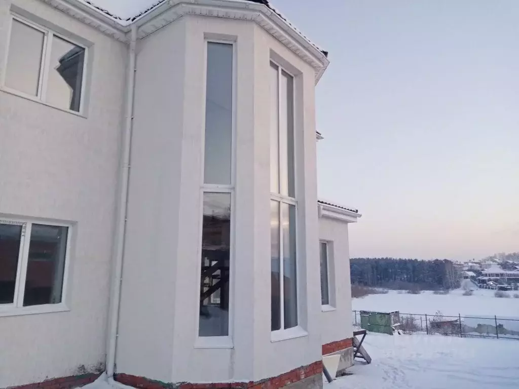 Коттедж в Красноярский край, Красноярск городской округ, пос. Элита  ... - Фото 1