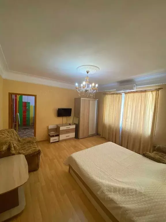 Дом в Крым, Евпатория ул. 9 Мая, 21 (90 м) - Фото 1