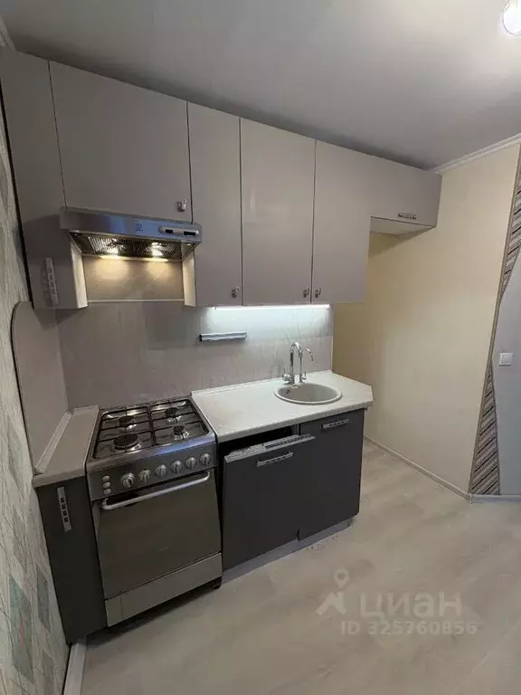 2-к кв. Вологодская область, Череповец ул. Менделеева, 10 (52.6 м) - Фото 1