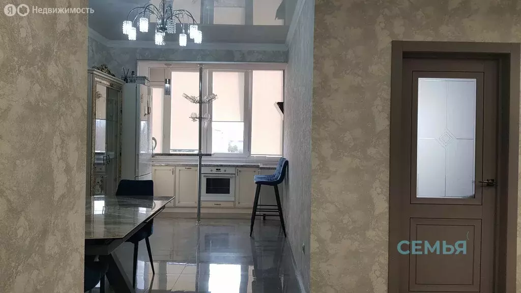 2-комнатная квартира: Владикавказ, улица Леонова, 10А (73.7 м) - Фото 1