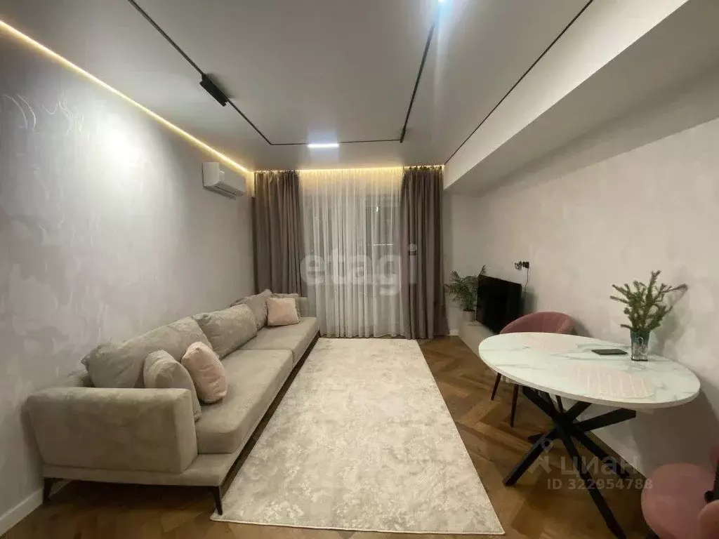 2-к кв. Иркутская область, Иркутск ул. Красноказачья, 23/3 (63.3 м) - Фото 1