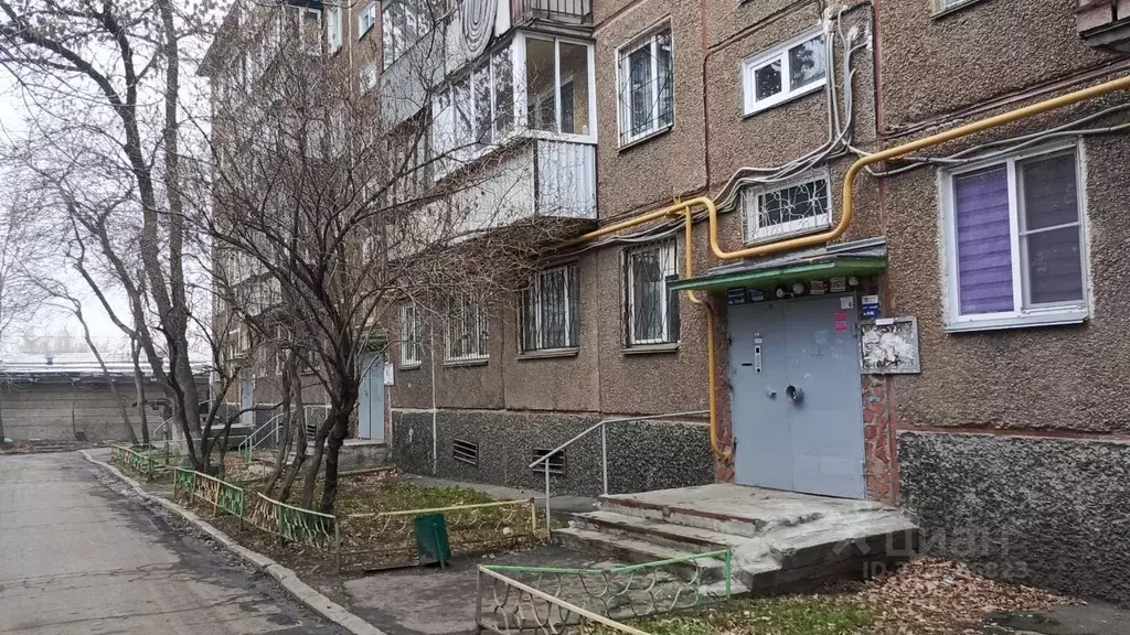 2-к кв. Челябинская область, Челябинск ул. Островского, 8 (44.0 м) - Фото 1