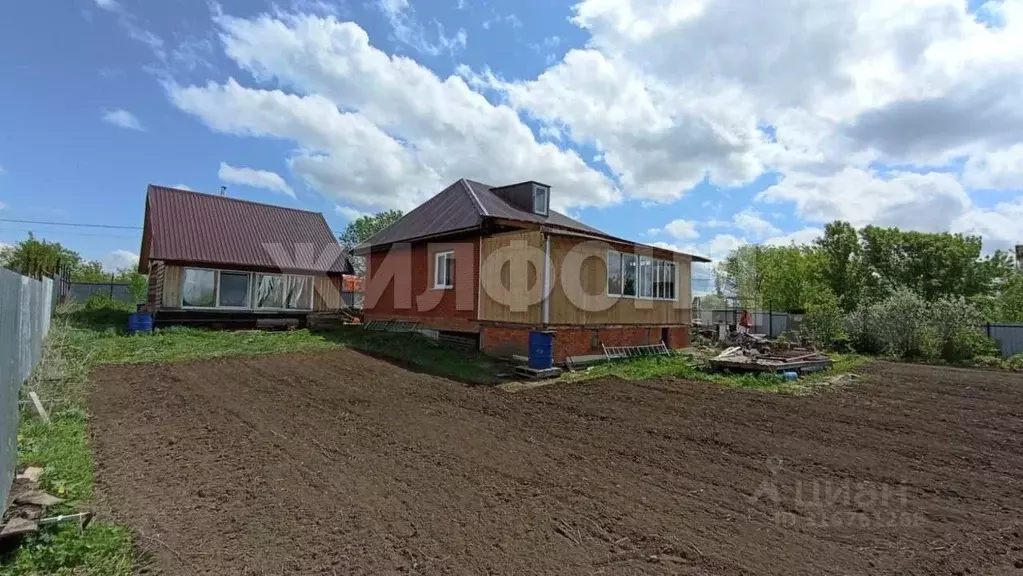 Дом в Алтайский край, Барнаул городской округ, пос. Бельмесево ул. ... - Фото 1
