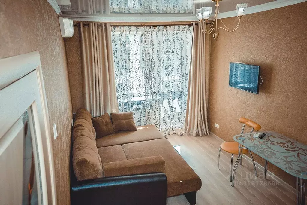 1-к кв. Крым, Симферополь ул. Тренева, 2 (34.0 м) - Фото 0