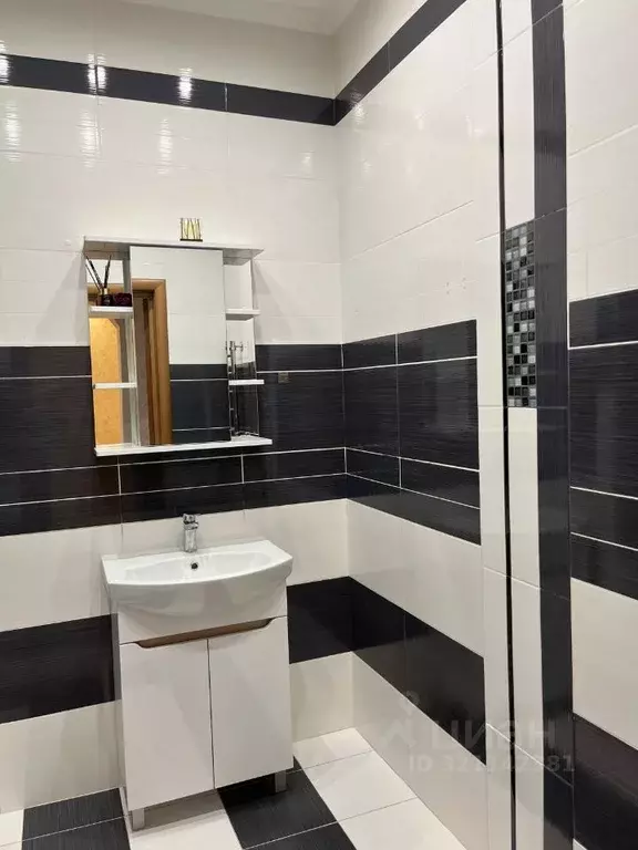 3-к кв. Красноярский край, Красноярск ул. Елены Стасовой, 19 (84.0 м) - Фото 1