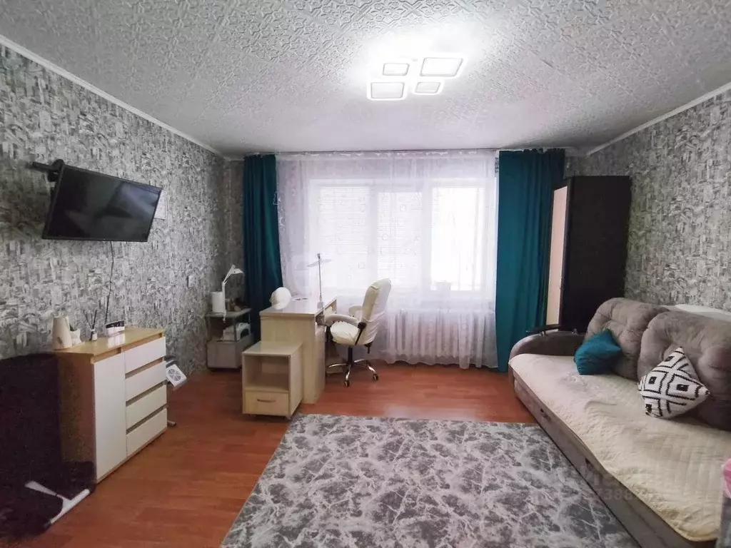 2-к кв. Кемеровская область, Юрга ул. Тургенева, 53 (52.6 м) - Фото 1