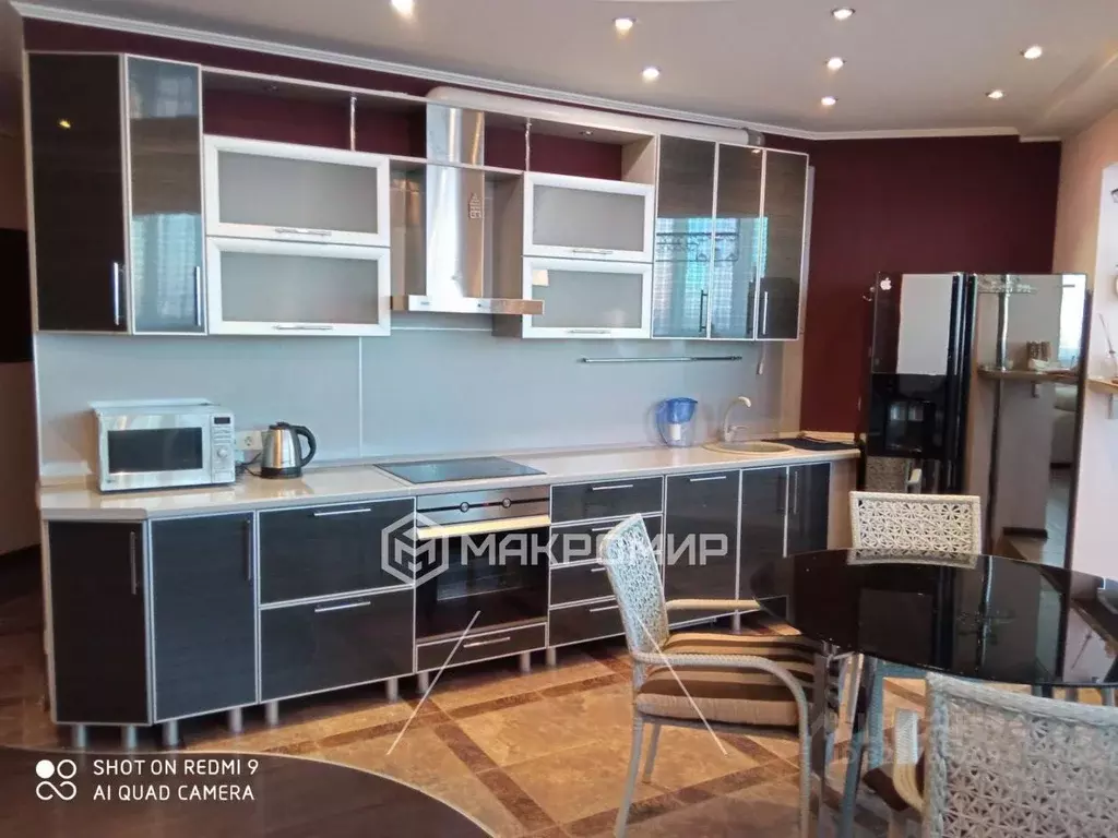 1-к кв. Ханты-Мансийский АО, Сургут ул. Гагарина, 12 (66.4 м) - Фото 1