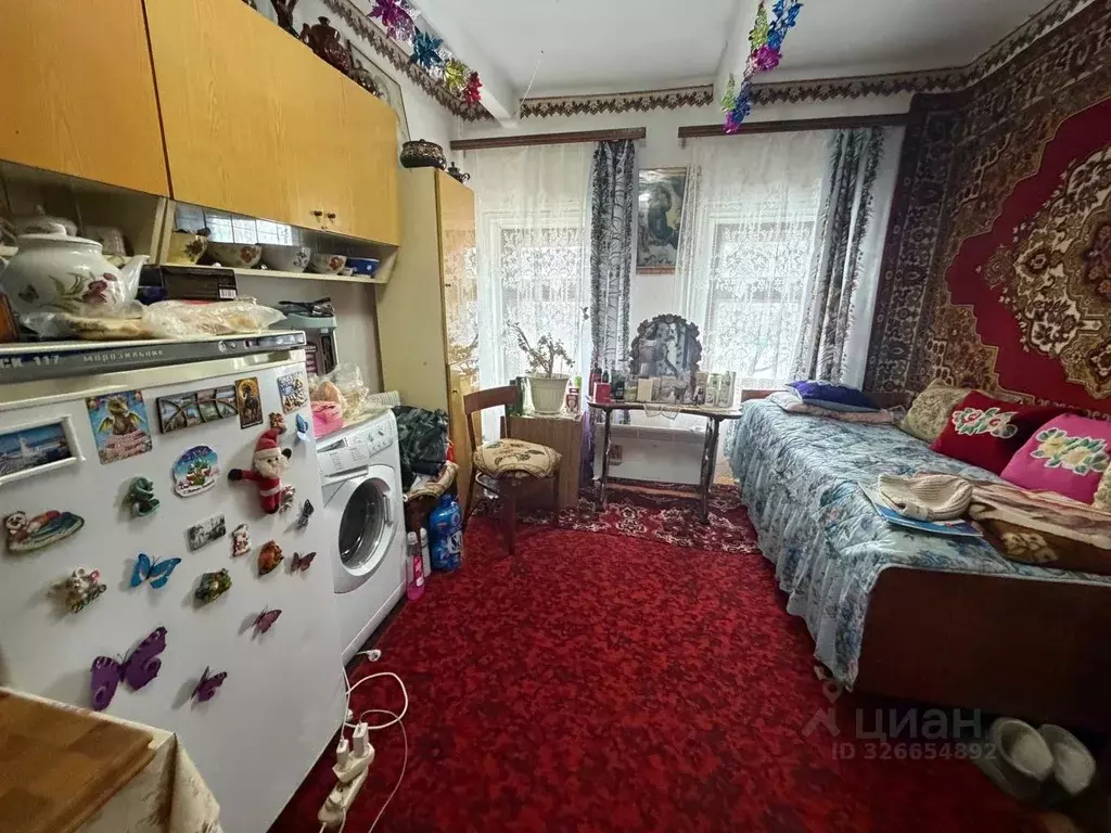 Дом в Оренбургская область, Сакмарский район, с. Украинка Пролетарская ... - Фото 1