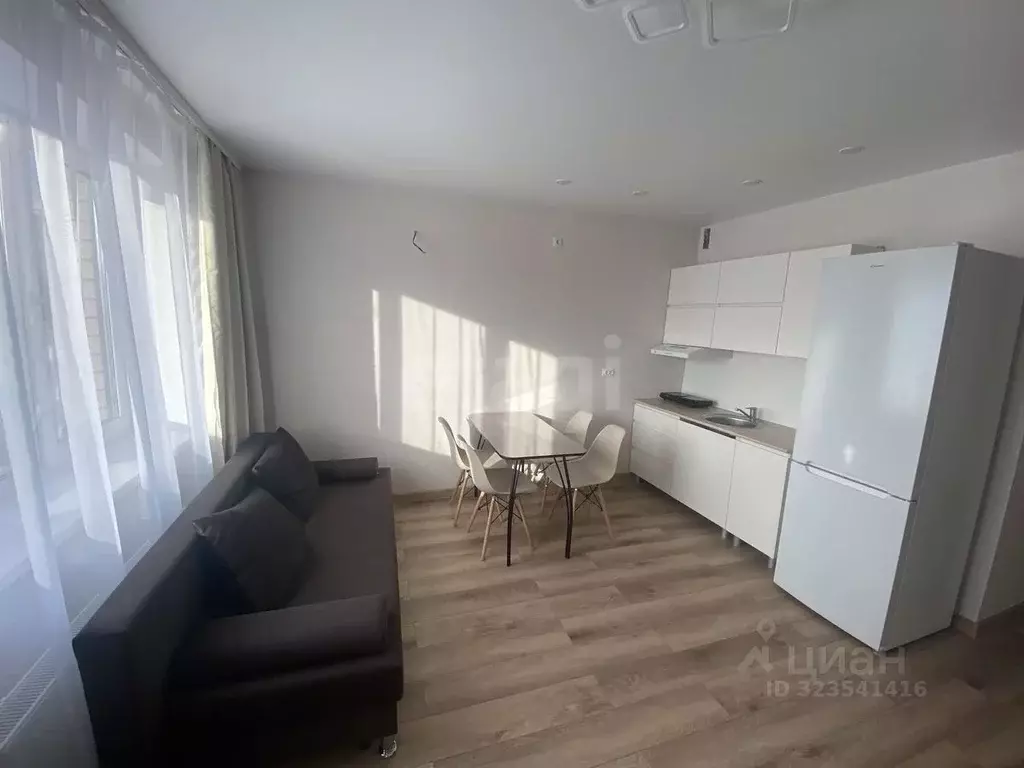 1-к кв. Тюменская область, Тюмень ул. Новоселов, 92 (38.0 м) - Фото 1