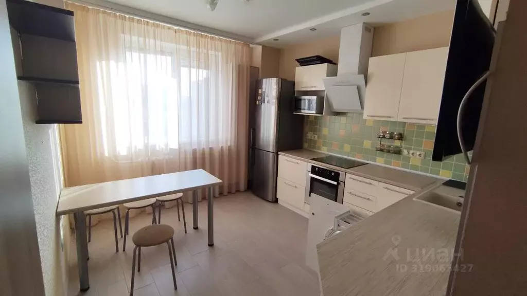 2-к кв. Башкортостан, Уфа ул. Генерала Кусимова, 17 (60.0 м) - Фото 1