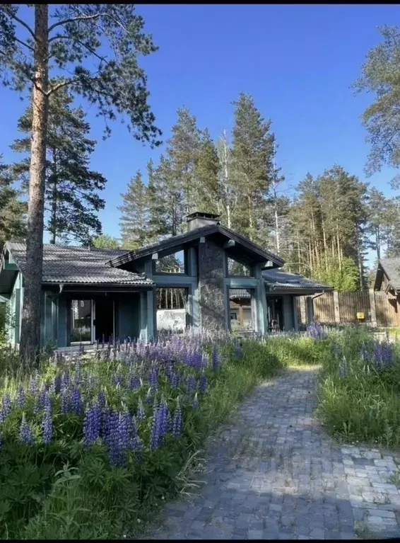 Дом в Ленинградская область, Выборгский район, Рощино пгт, ЦК-2 клп 21 ... - Фото 0