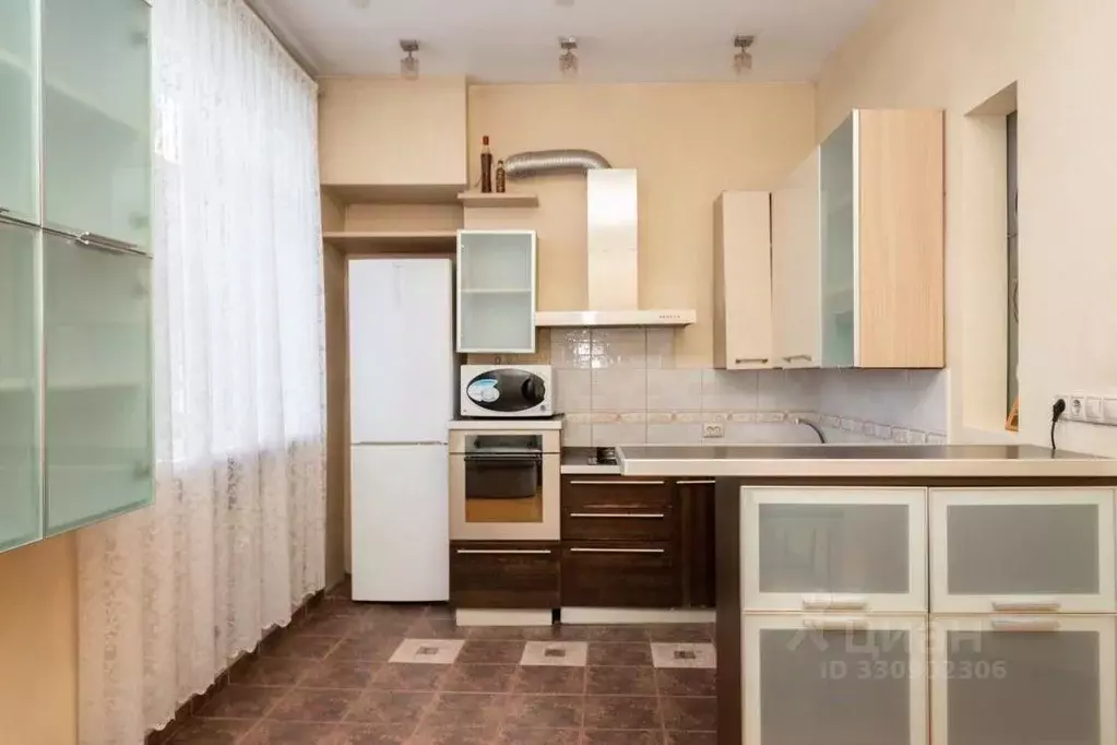 3-к кв. Иркутская область, Иркутск ул. Карла Маркса, 30 (72.4 м) - Фото 1