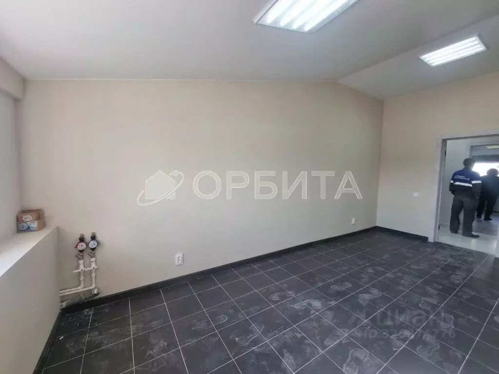Офис в Тюменская область, Тюмень ул. 50 лет Октября, 120 (14 м) - Фото 1