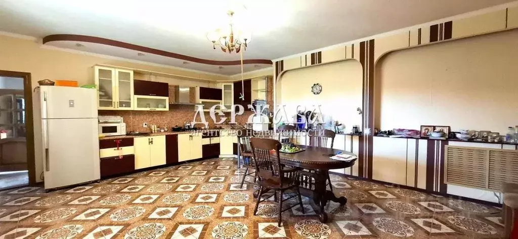 Коттедж в Белгородская область, Старый Оскол пер. 1-й Московский (403 ... - Фото 1